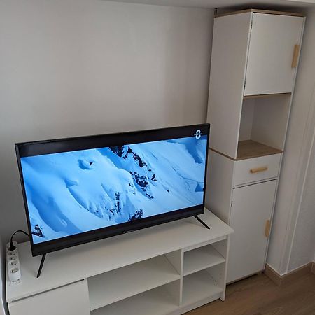 Central Spacious Flat With Private Parking Chamonix Zewnętrze zdjęcie